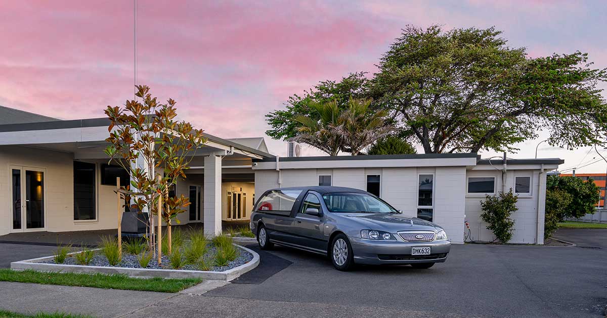 Sowmans Hearse Header